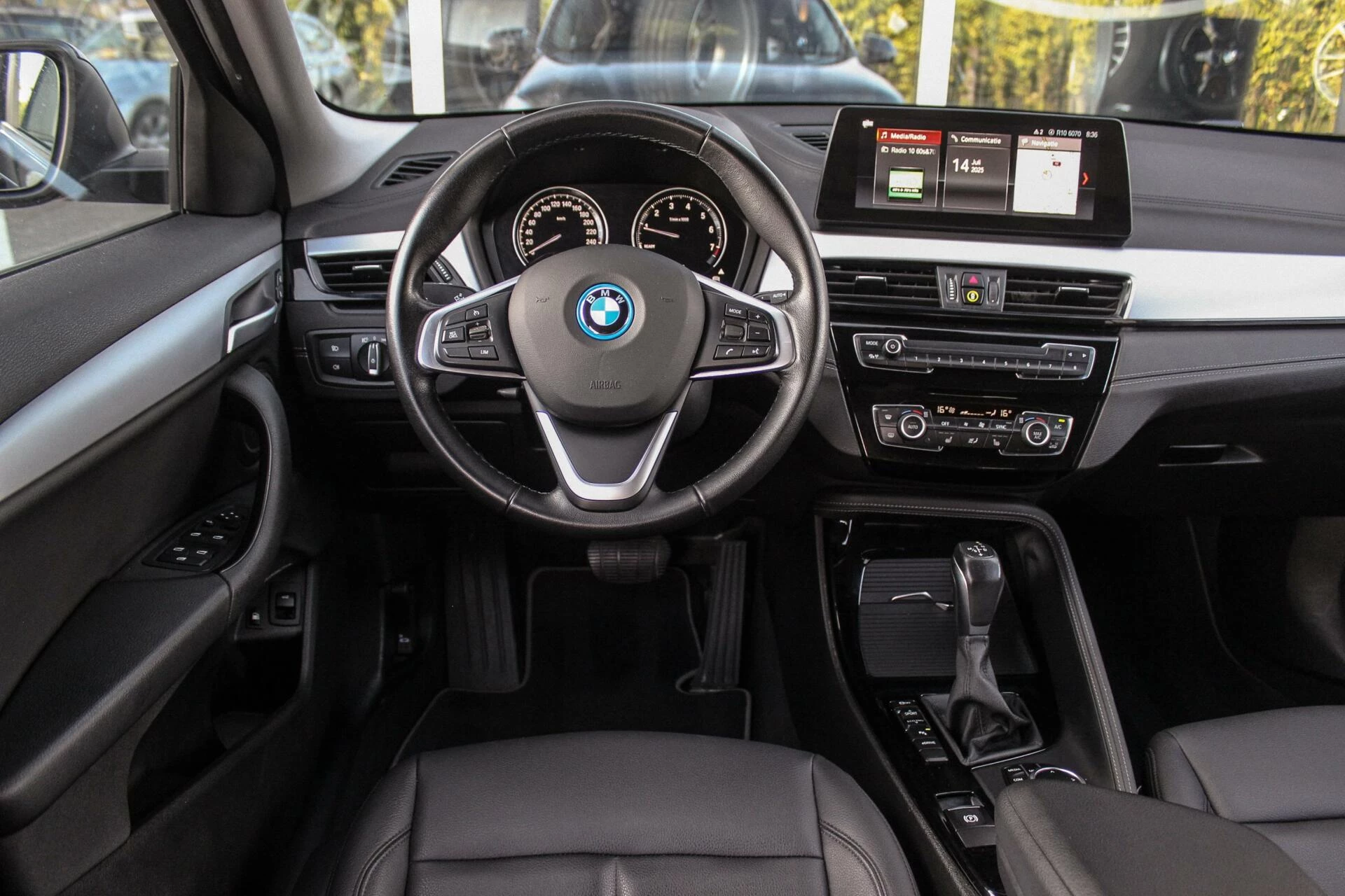 Hoofdafbeelding BMW X2
