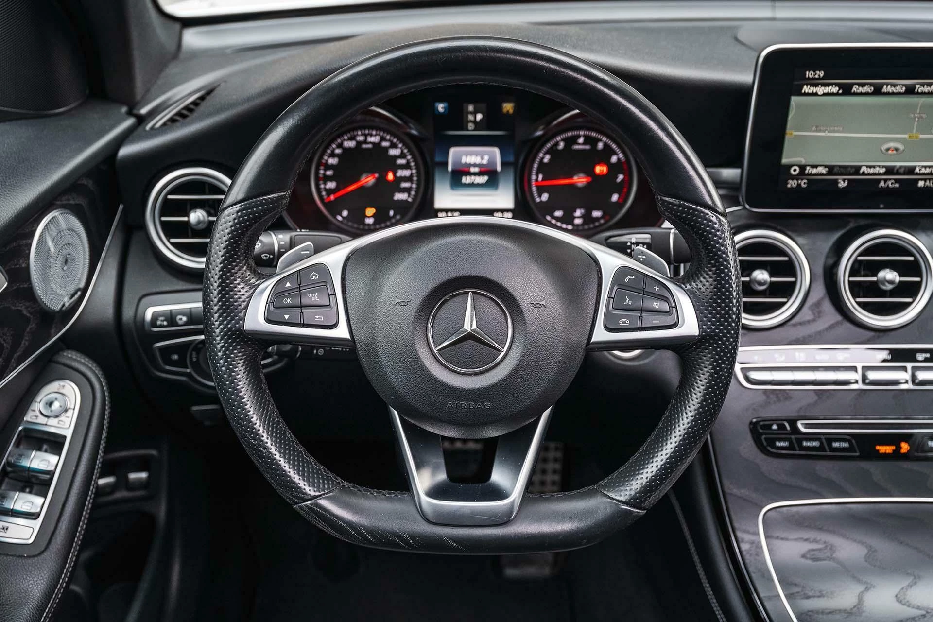 Hoofdafbeelding Mercedes-Benz GLC