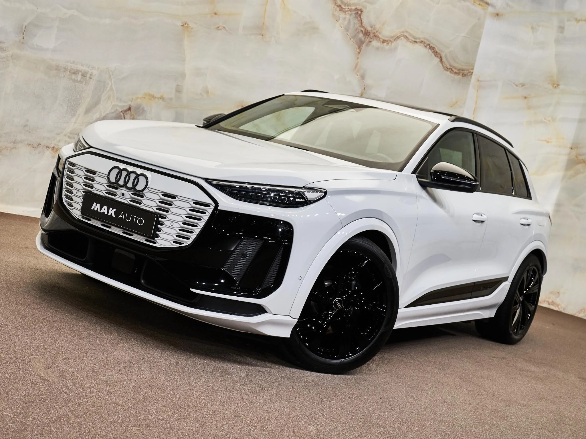 Hoofdafbeelding Audi SQ6