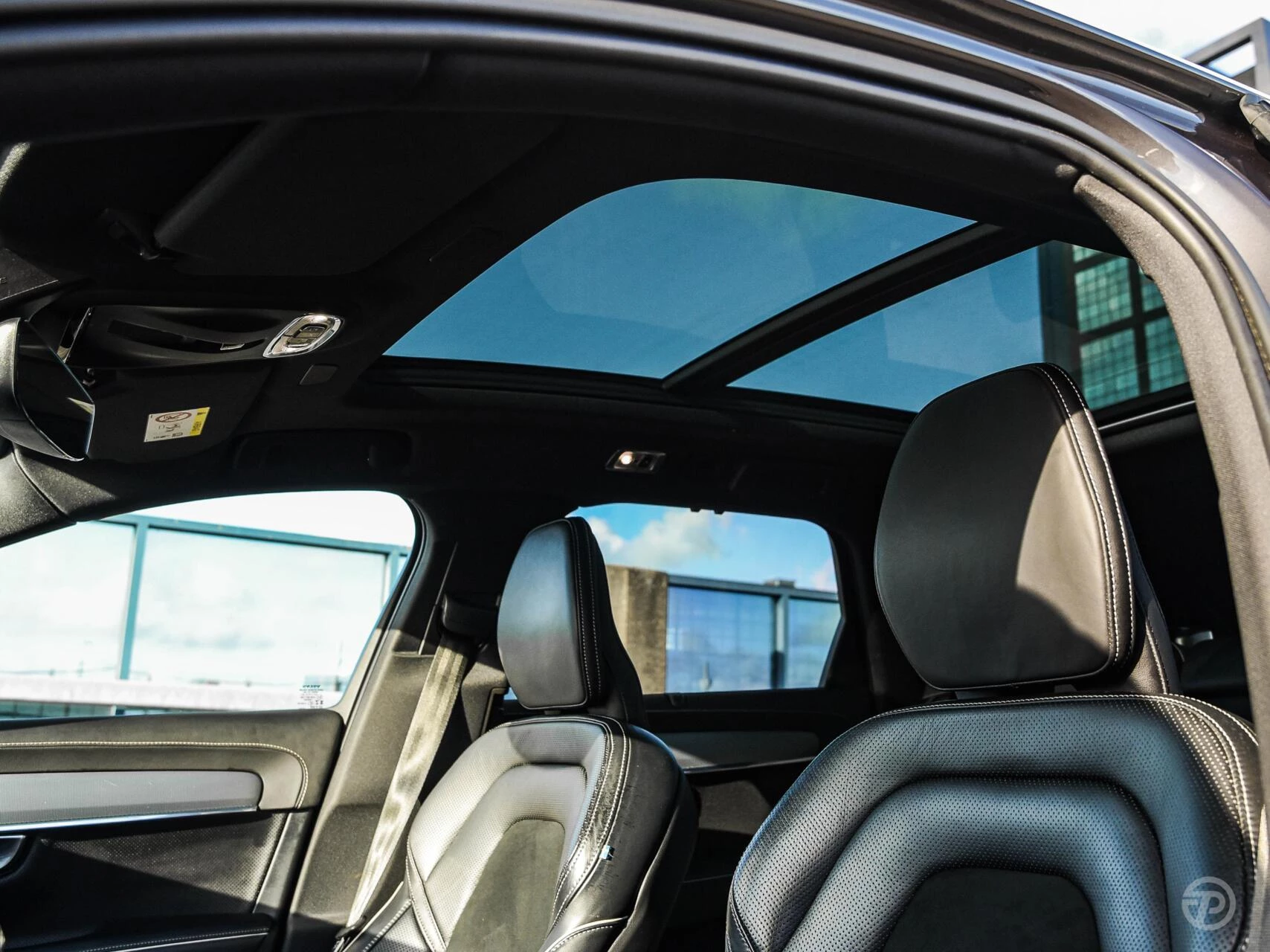 Hoofdafbeelding Volvo V90