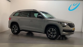 Hoofdafbeelding Škoda Kodiaq Skoda Kodiaq 1.5 TSI 150pk DSG Sportline Business Camera Virtual Cockpit Stoelverwarming DAB+