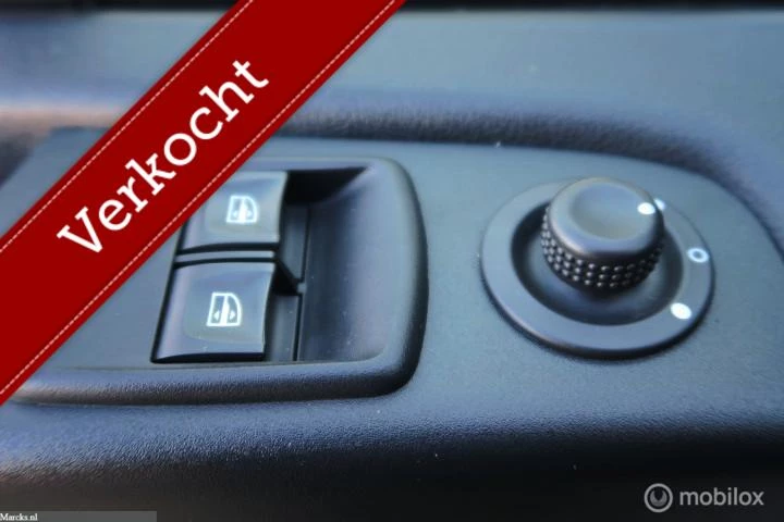 Hoofdafbeelding Nissan NV300