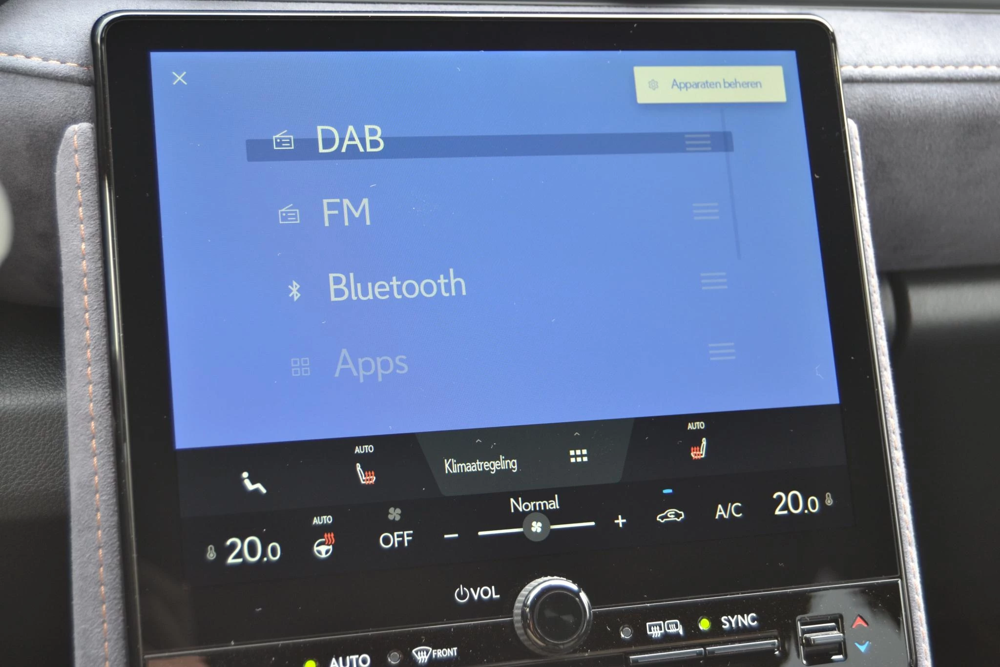 Hoofdafbeelding Lexus LBX