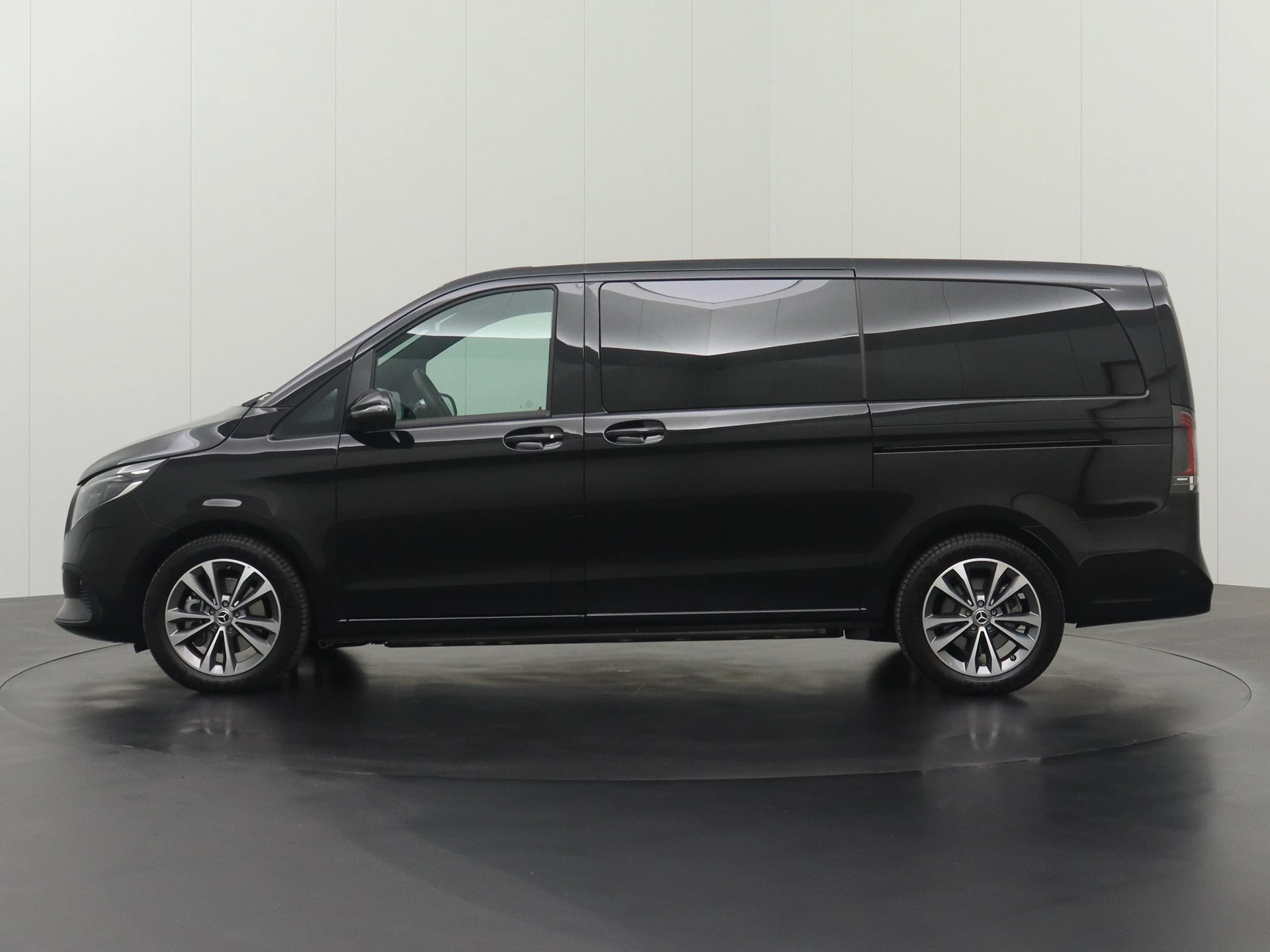 Hoofdafbeelding Mercedes-Benz EQV