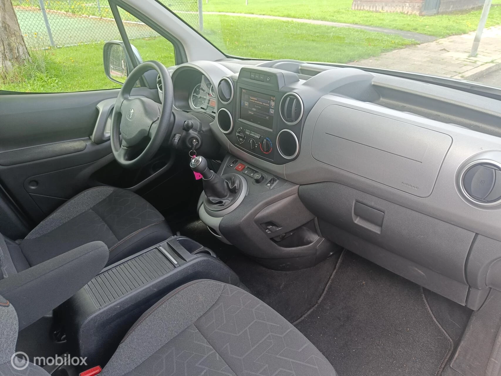 Hoofdafbeelding Peugeot Partner