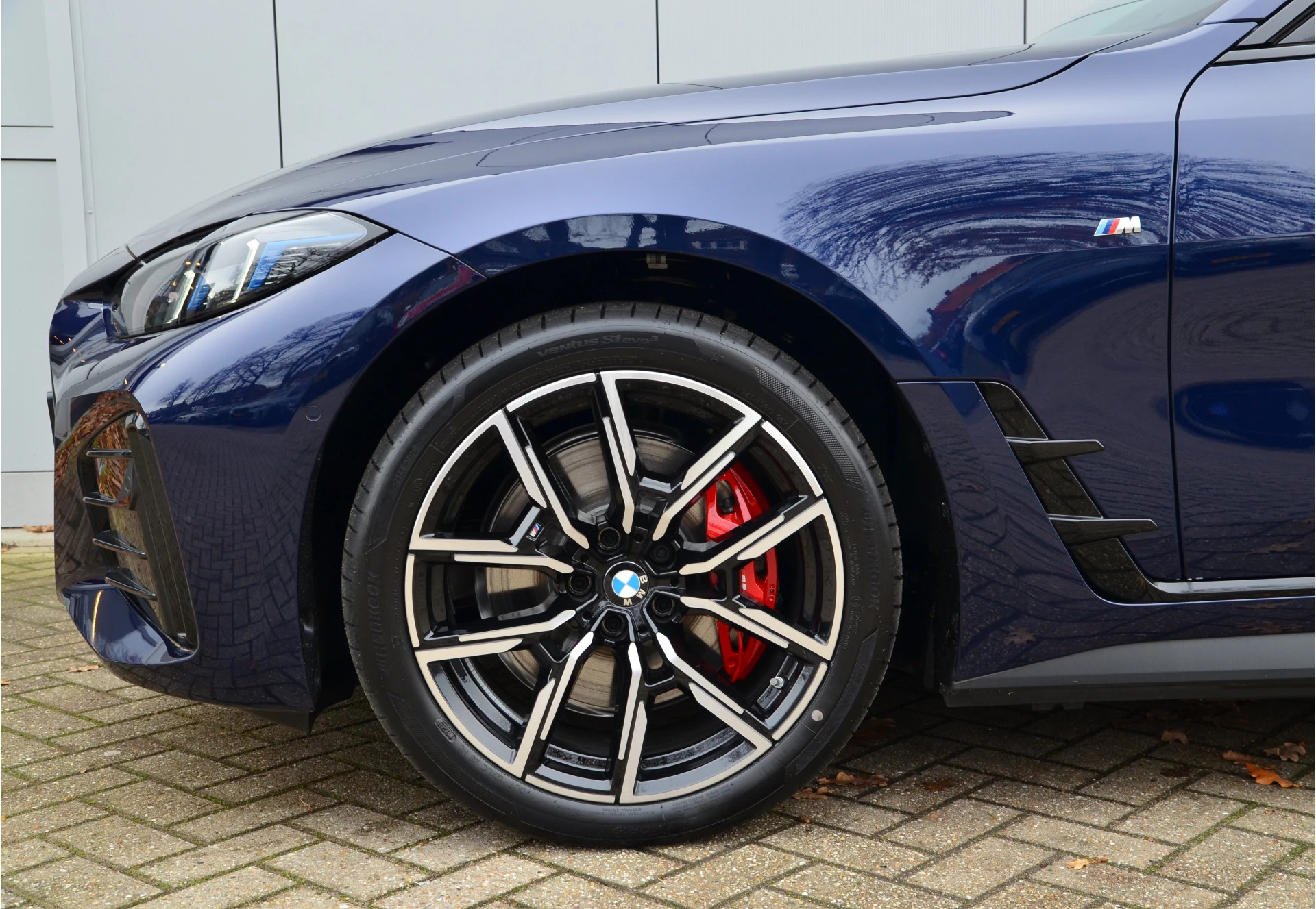 Hoofdafbeelding BMW i4