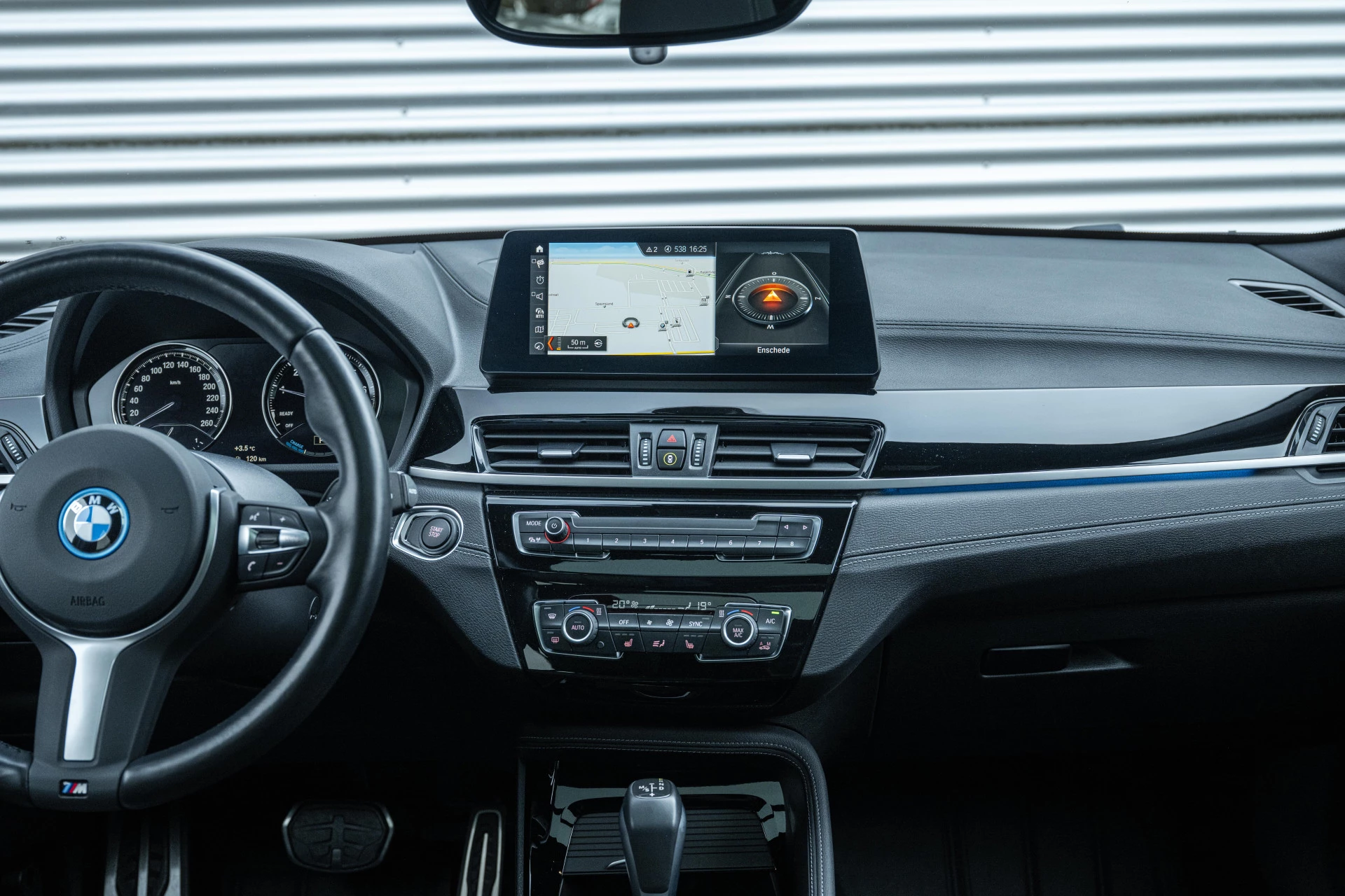 Hoofdafbeelding BMW X2