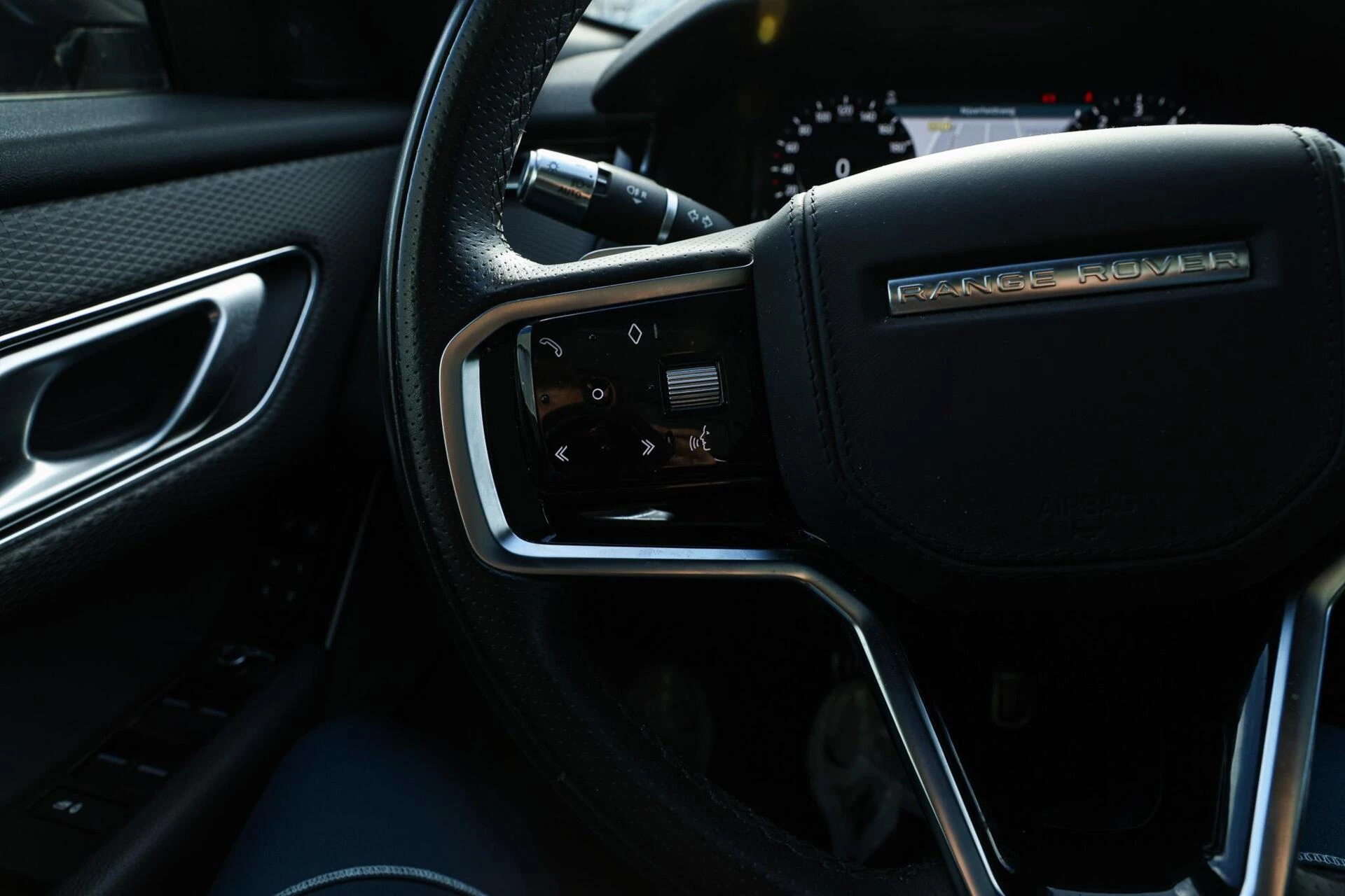 Hoofdafbeelding Land Rover Range Rover Velar