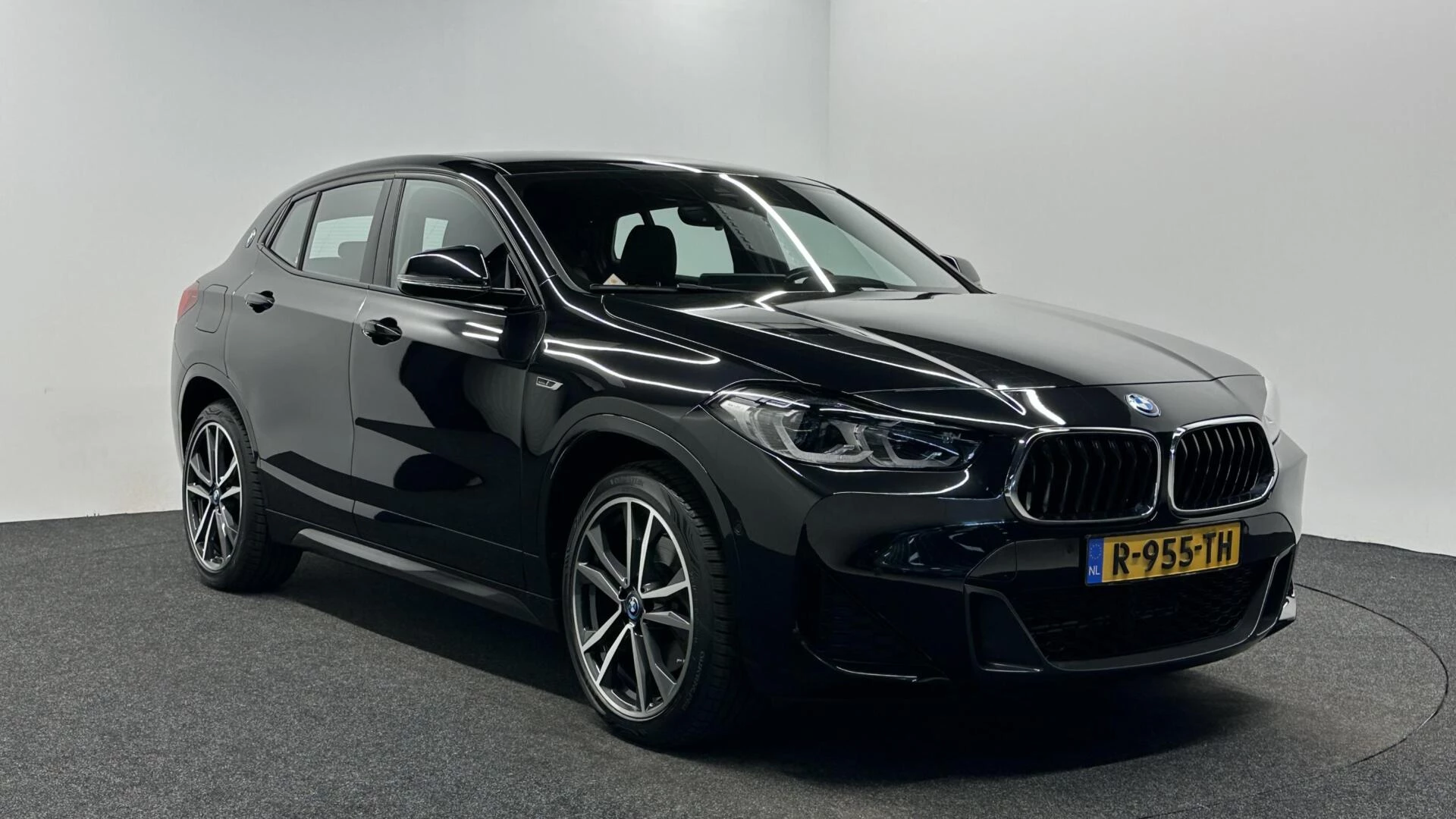 Hoofdafbeelding BMW X2