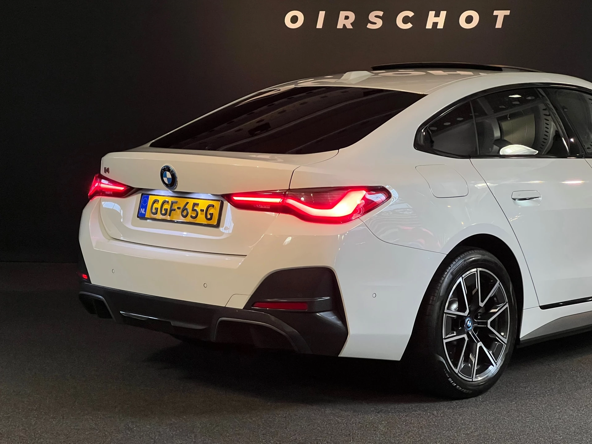 Hoofdafbeelding BMW i4
