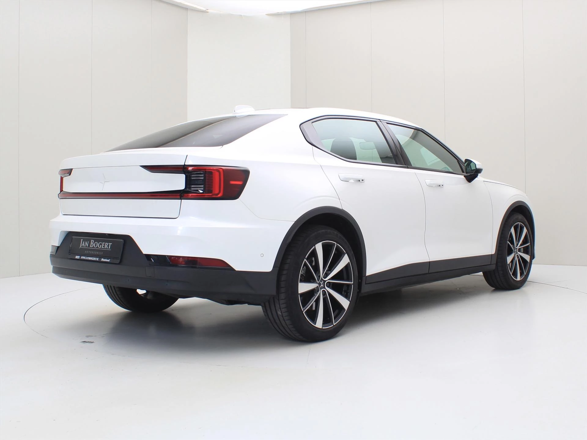 Hoofdafbeelding Polestar 2