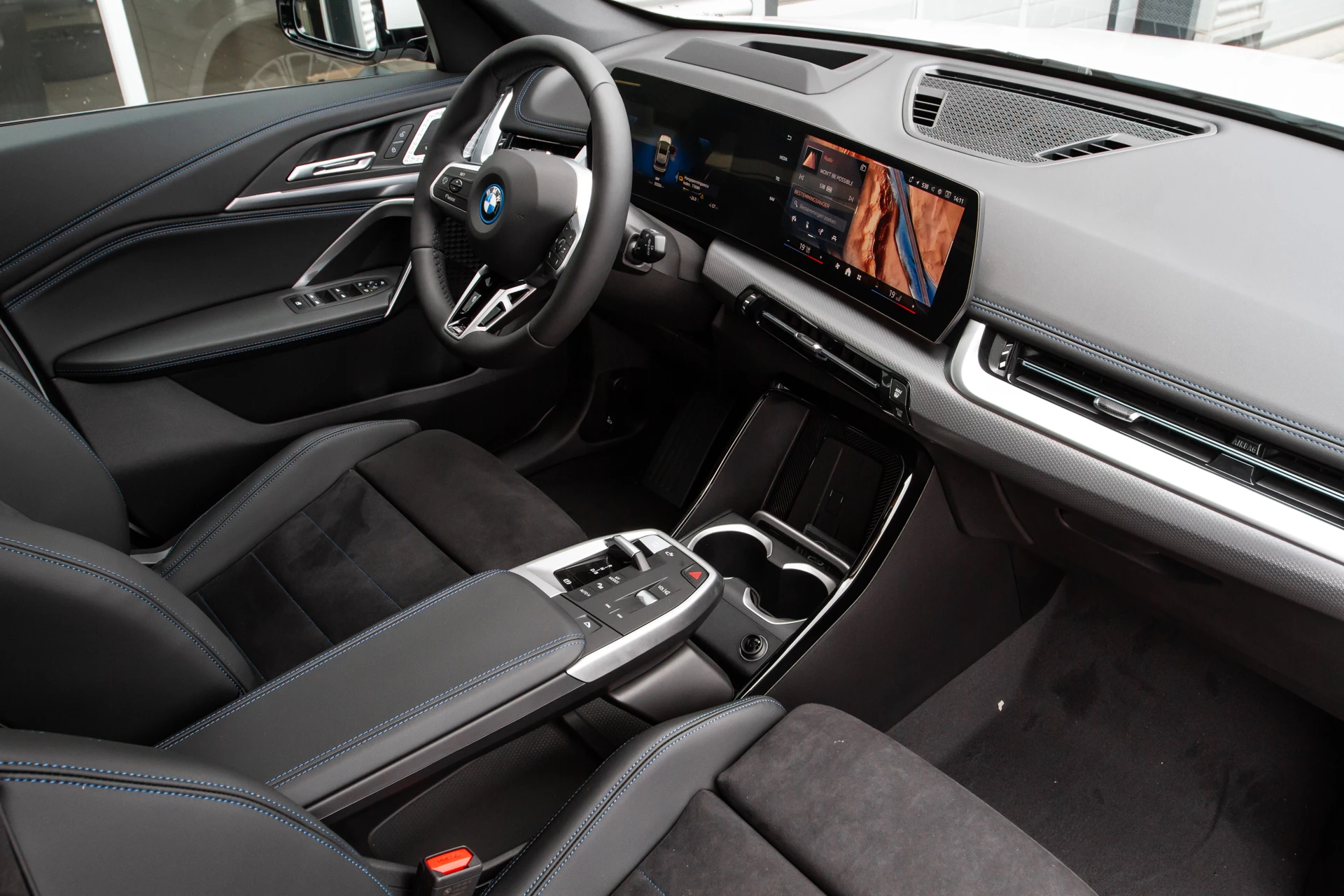 Hoofdafbeelding BMW iX1