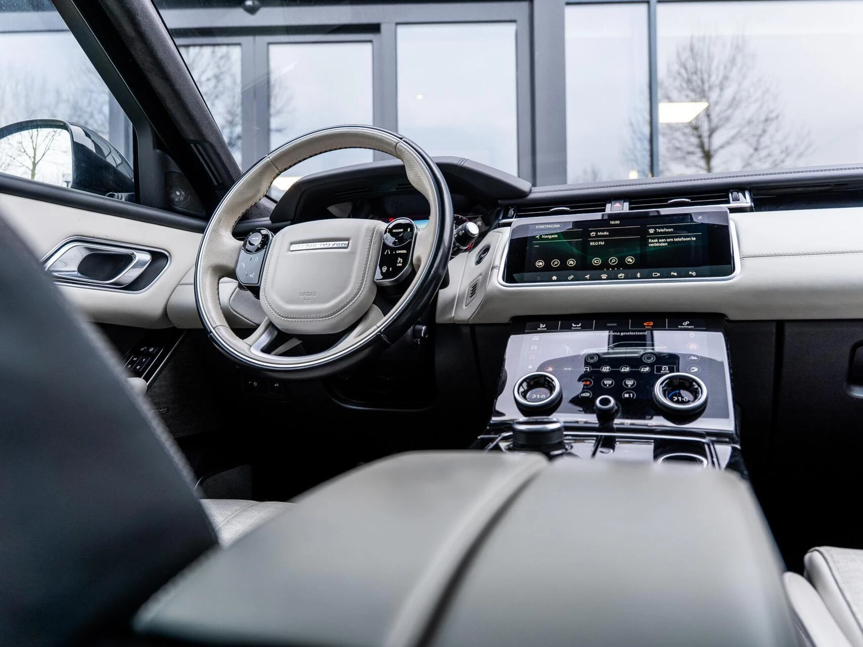 Hoofdafbeelding Land Rover Range Rover Velar