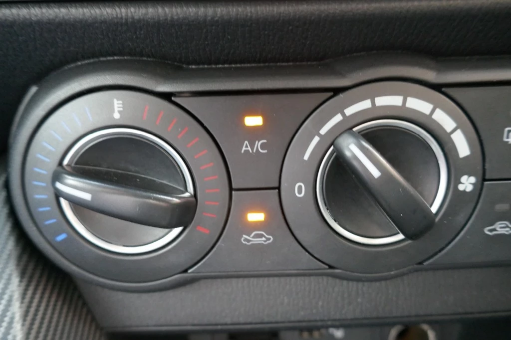 Hoofdafbeelding Mazda 2