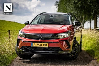 Hoofdafbeelding Opel Grandland Opel Grandland 1.2 Turbo Ultimate | Automaat | Netjes