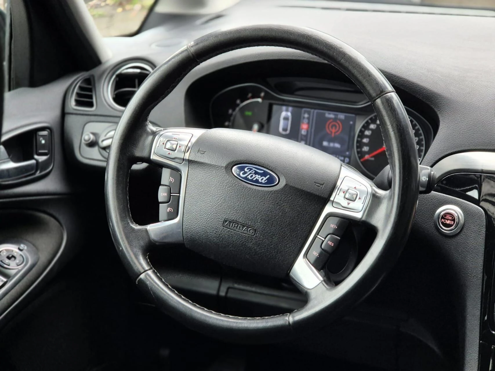 Hoofdafbeelding Ford Galaxy