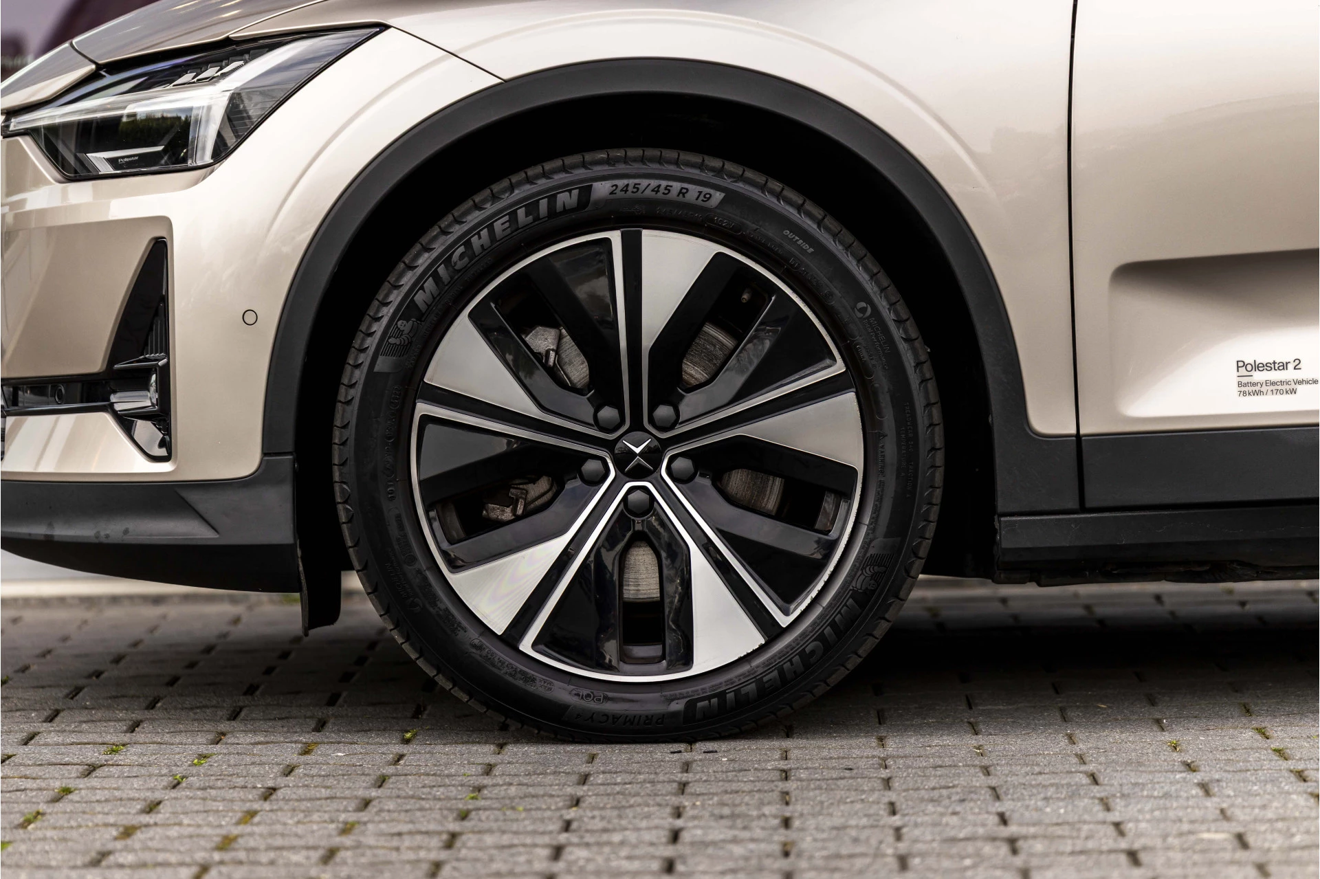 Hoofdafbeelding Polestar 2