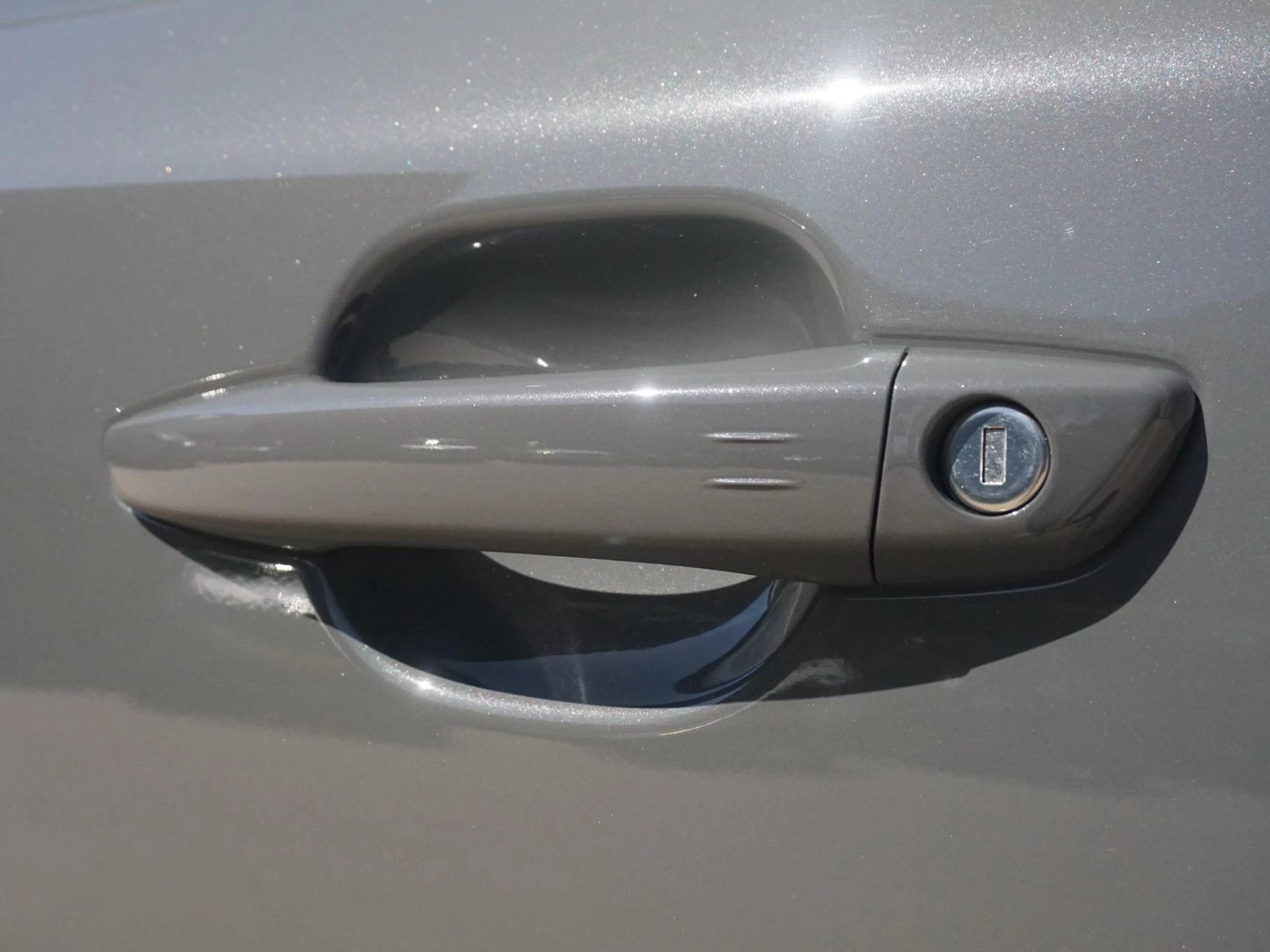 Hoofdafbeelding Peugeot e-2008