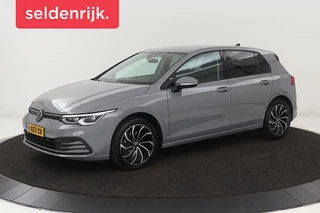 Volkswagen Golf 1.5 eTSI Life | Trekhaak | Stoelverwarming |  Carplay | Massage | Full LED | Memory | Adaptive cruise | Navigatie | Sfeerverlichting
