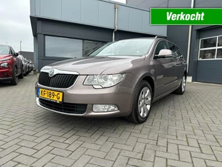 Škoda Superb Combi 1.4 TSI Ambition Business met navigatie, cruise control, airco, trekhaak