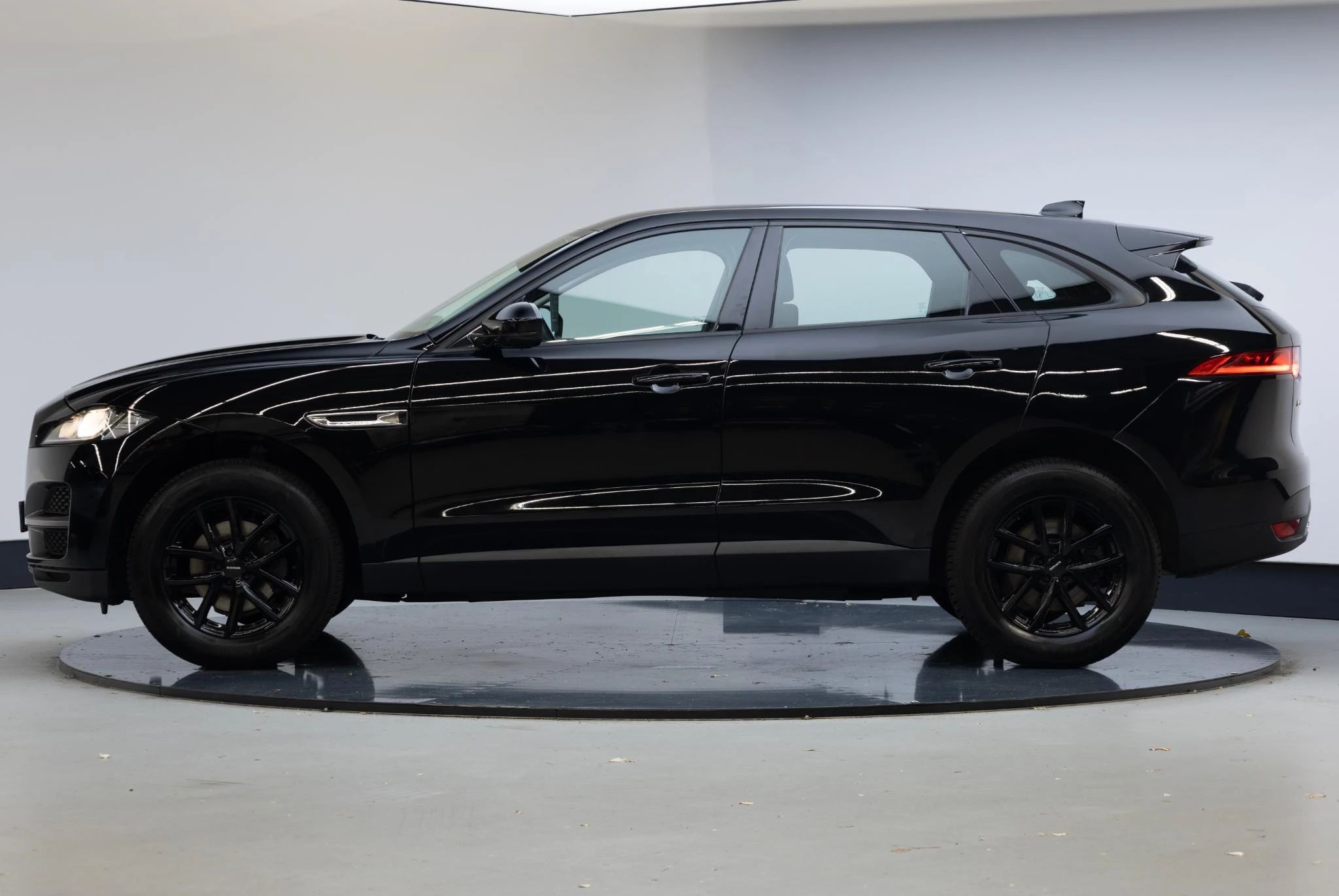 Hoofdafbeelding Jaguar F-PACE