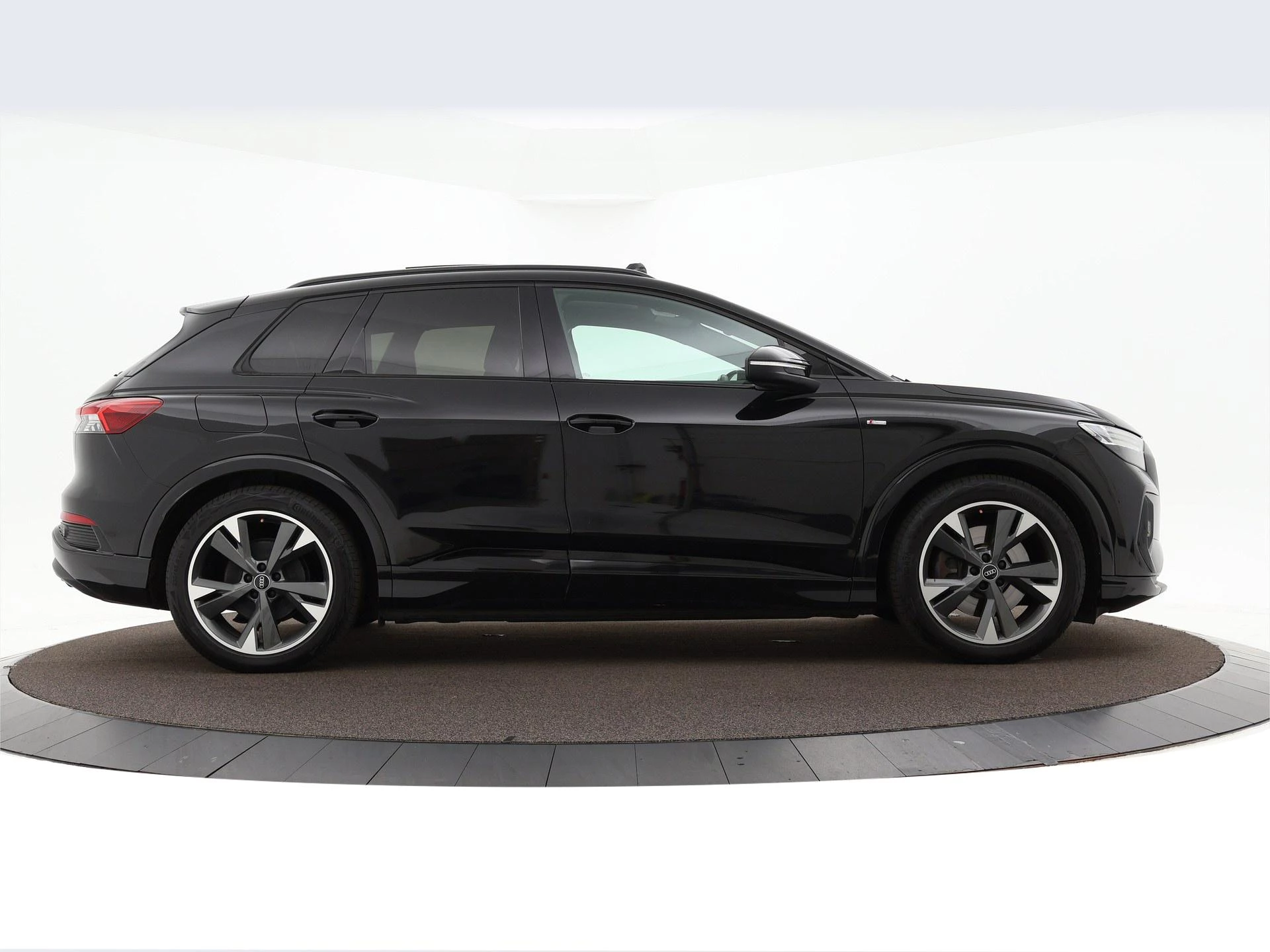 Hoofdafbeelding Audi Q4 e-tron
