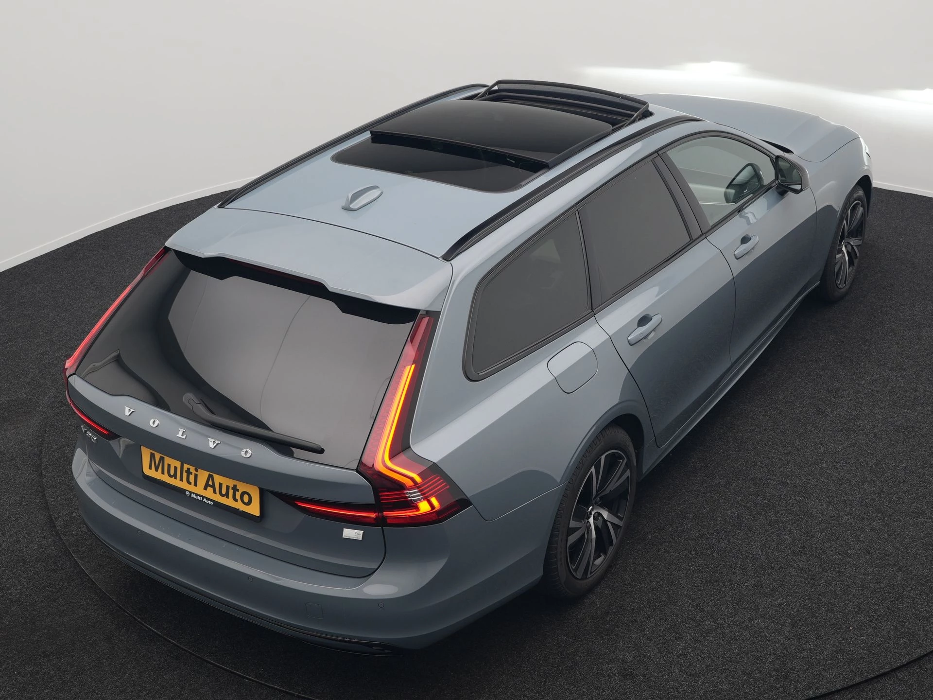 Hoofdafbeelding Volvo V90
