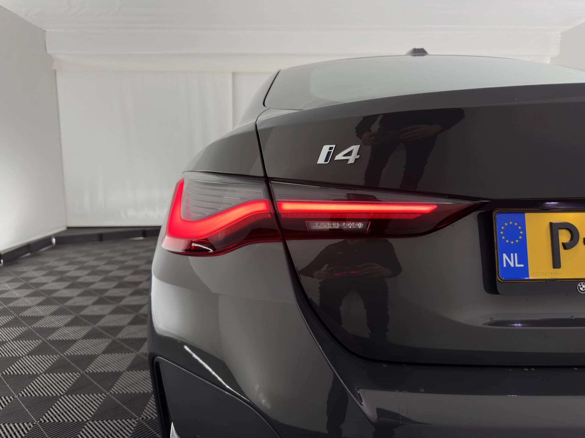 Hoofdafbeelding BMW i4