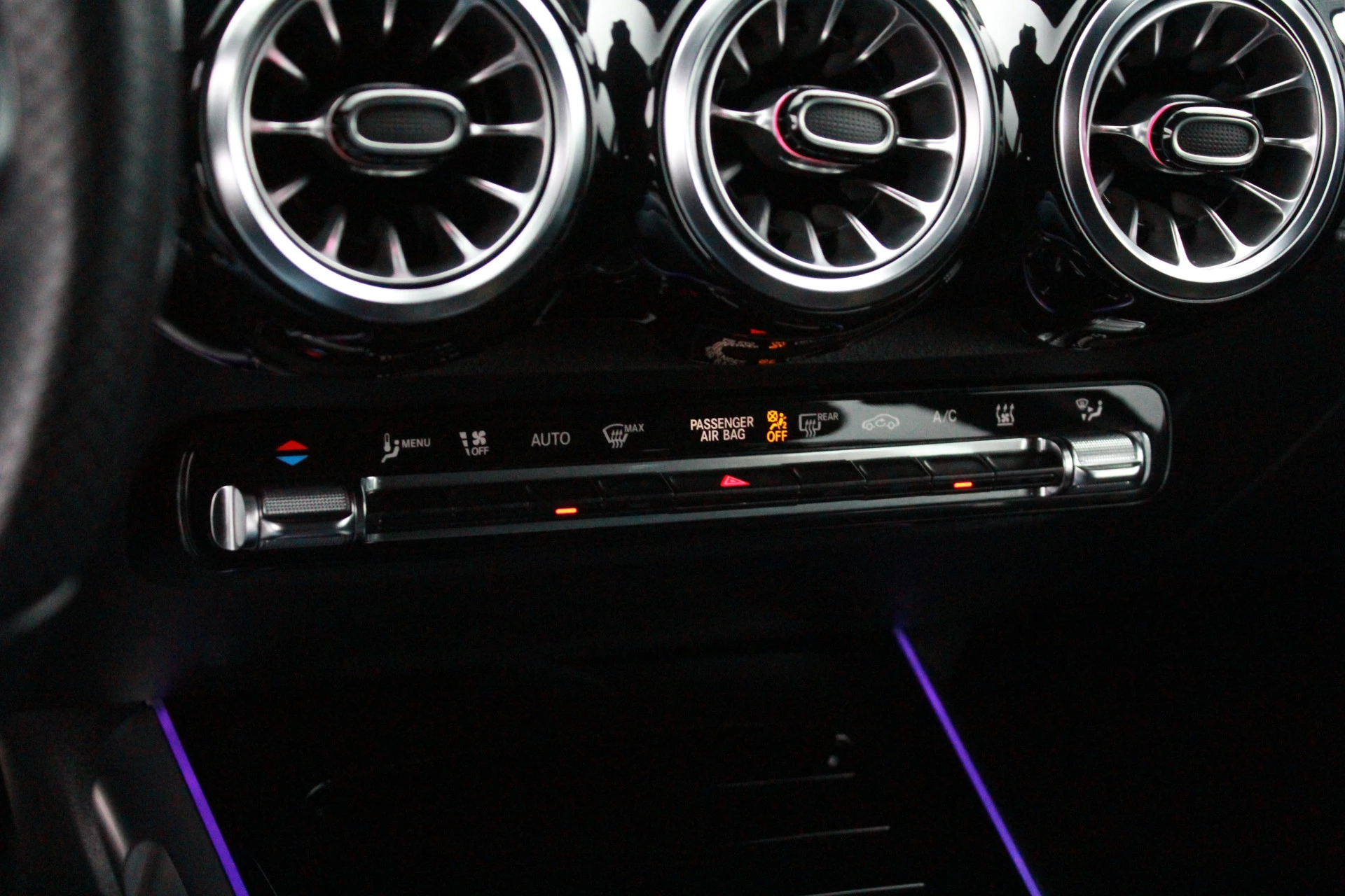 Hoofdafbeelding Mercedes-Benz EQB