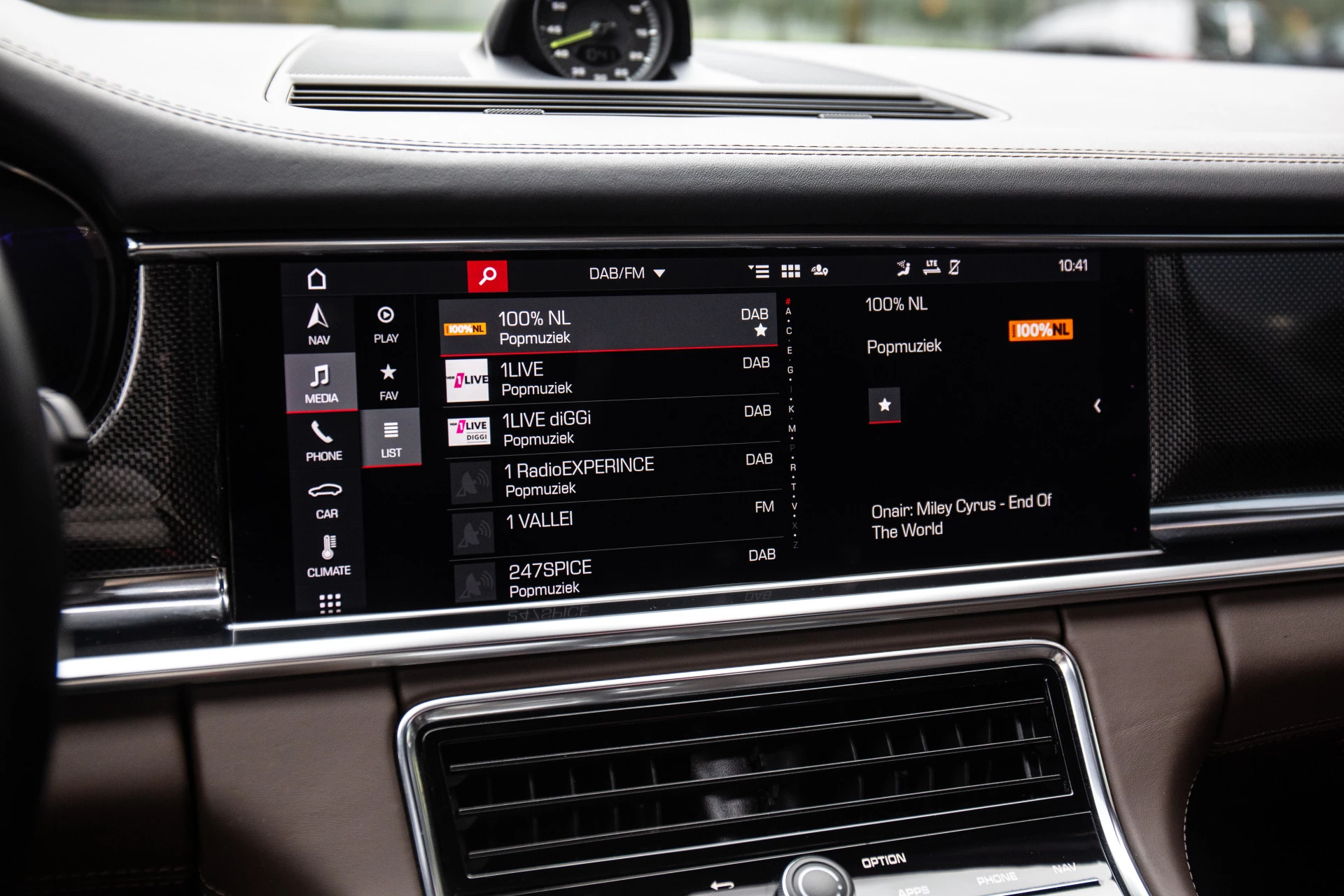Hoofdafbeelding Porsche Panamera
