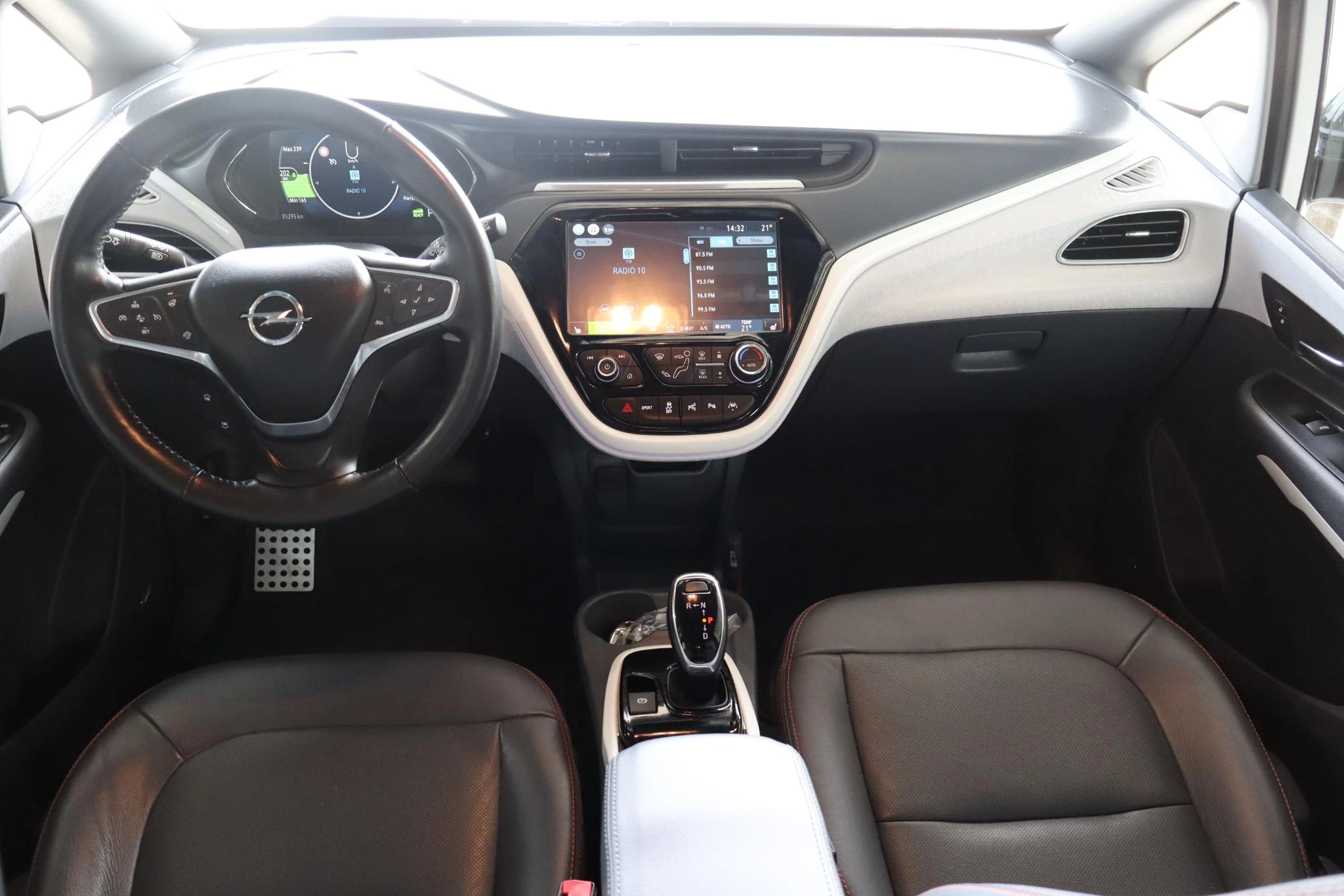 Hoofdafbeelding Opel Ampera-e