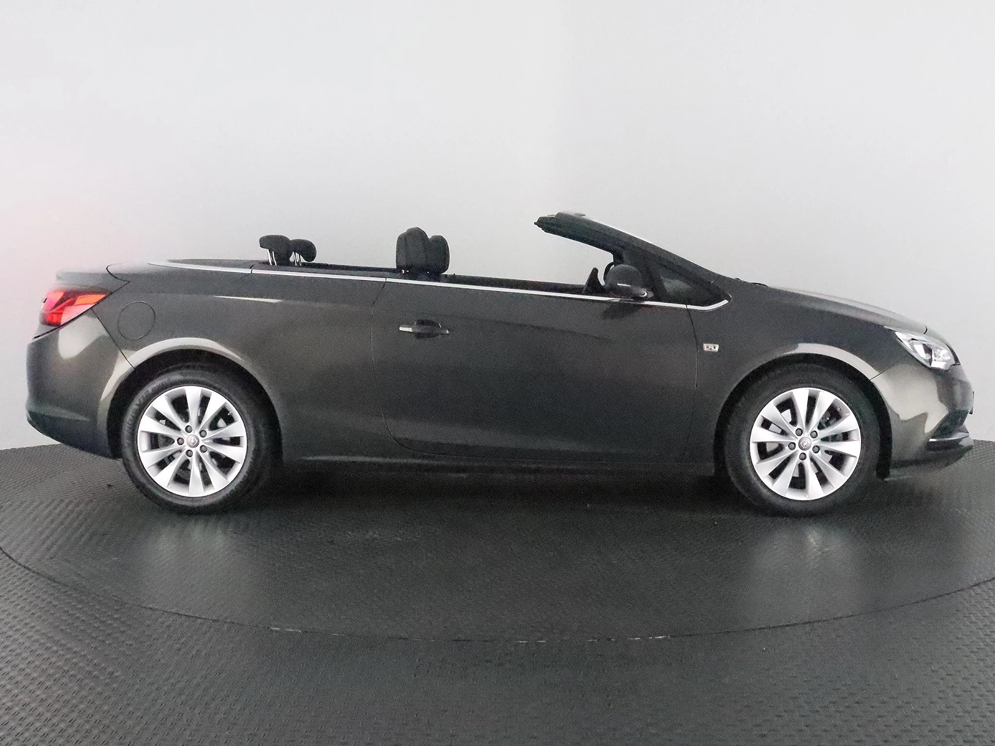 Hoofdafbeelding Opel Cascada