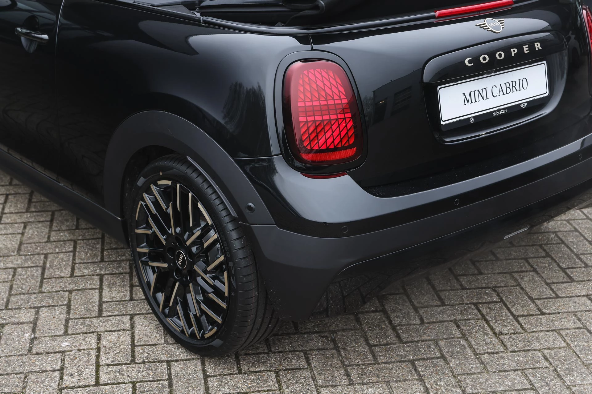 Hoofdafbeelding MINI Cooper Cabrio