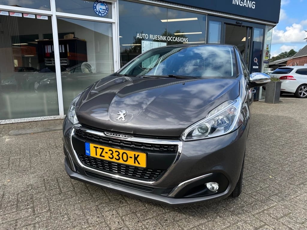 Hoofdafbeelding Peugeot 208