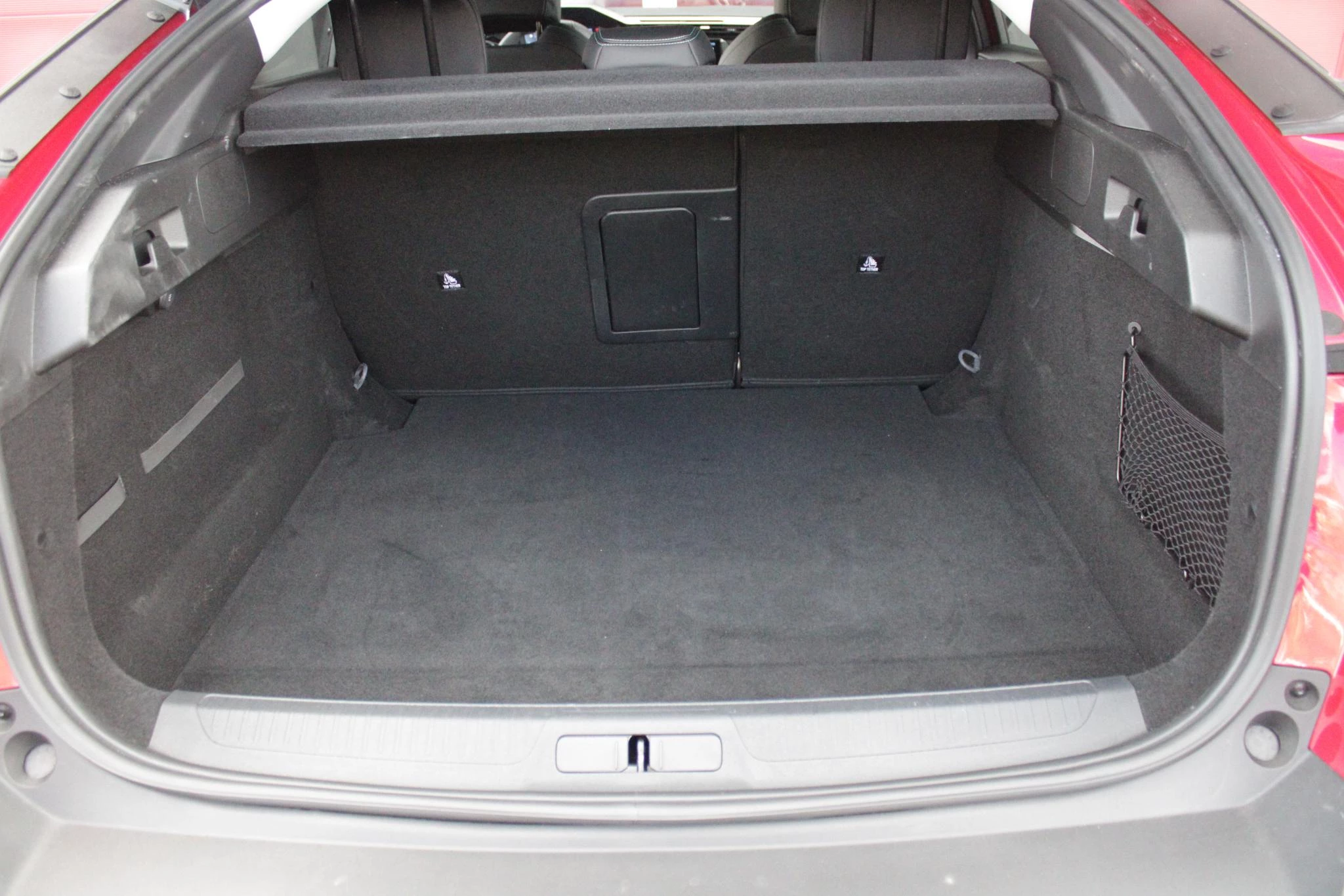 Hoofdafbeelding Peugeot 408