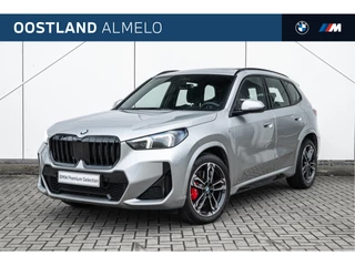 BMW X1 sDrive18i M Sport Automaat / Panoramadak / Sportstoelen / Achteruitrijcamera / M Adaptief onderstel / Comfort Access / Adaptieve LED / Stoelverwarming