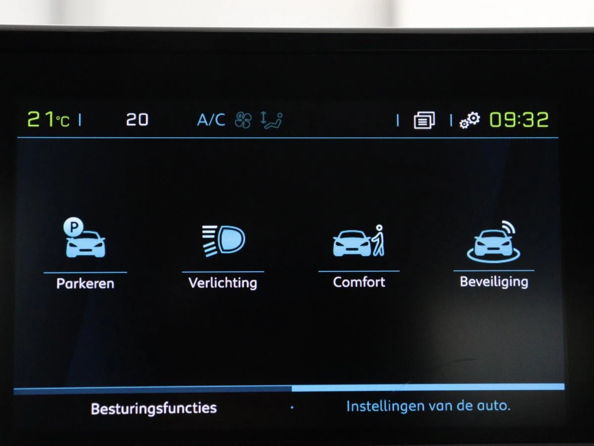 Hoofdafbeelding Peugeot e-208