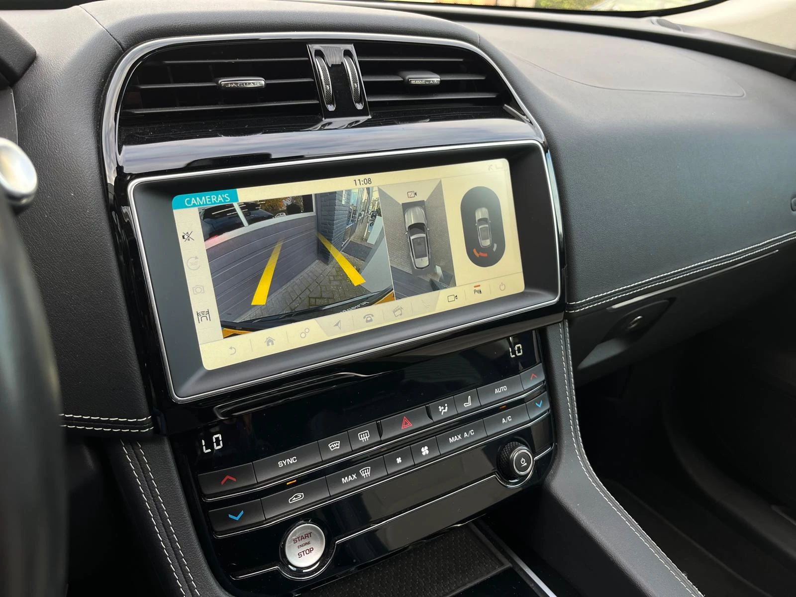 Hoofdafbeelding Jaguar F-PACE