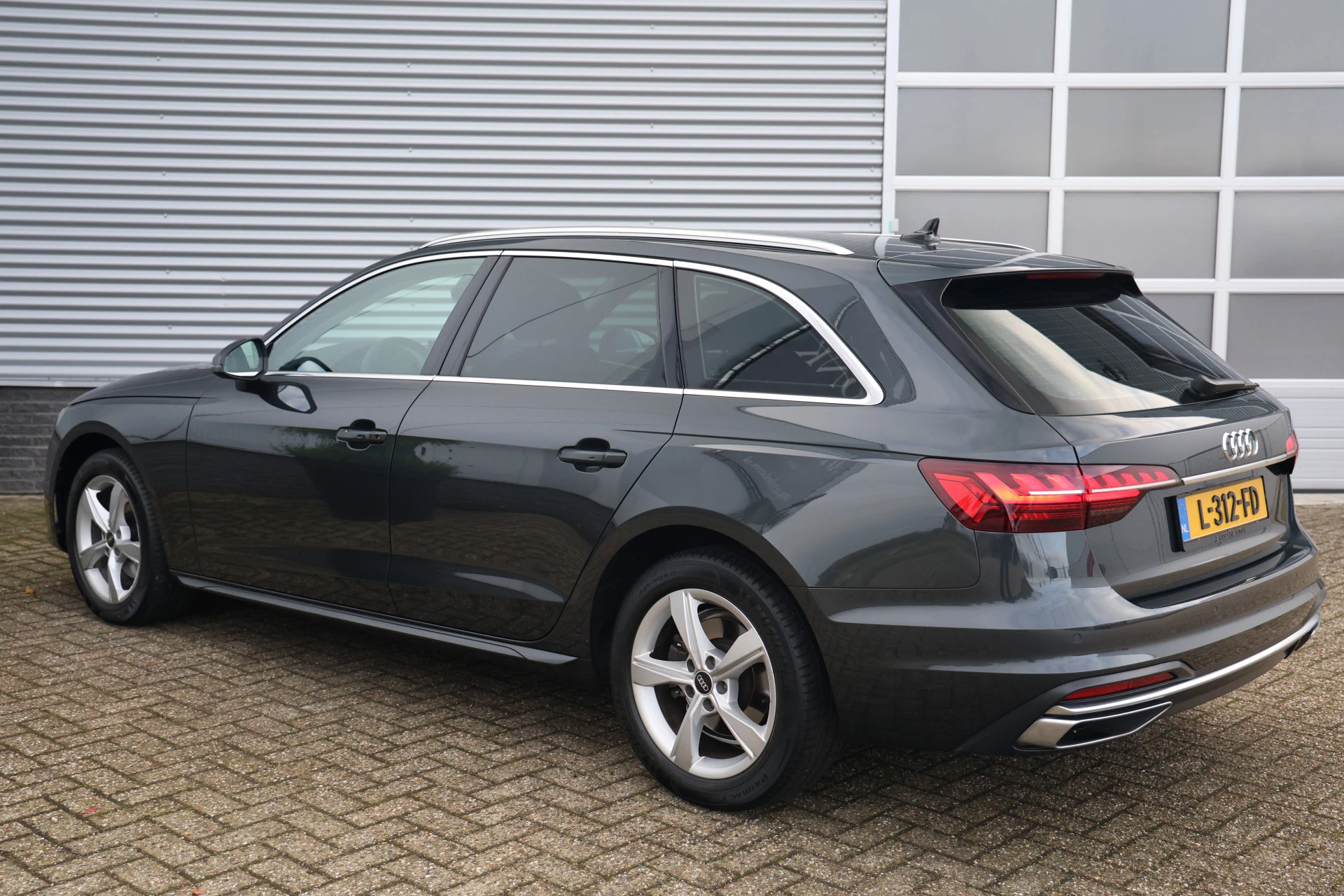 Hoofdafbeelding Audi A4