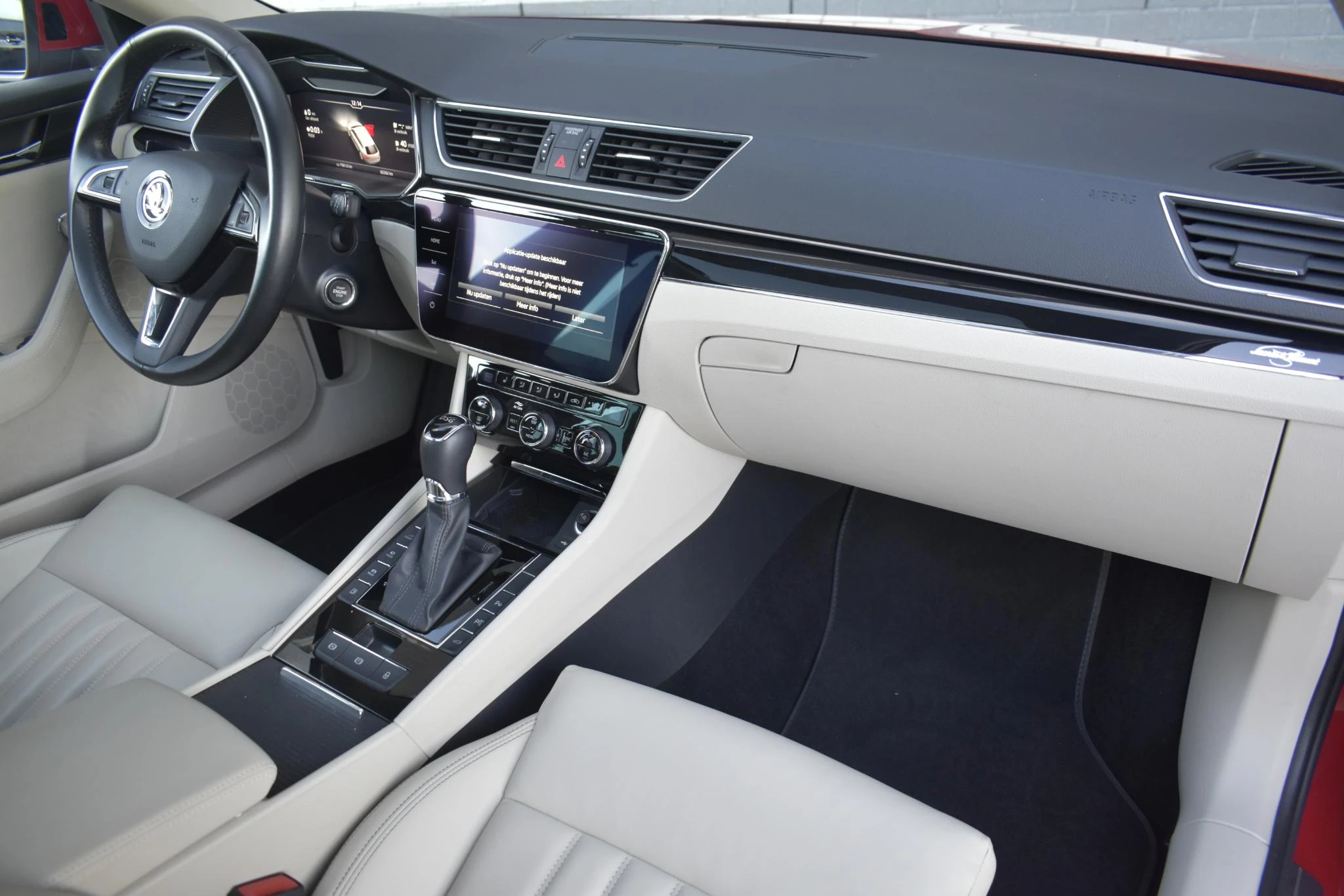 Hoofdafbeelding Škoda Superb