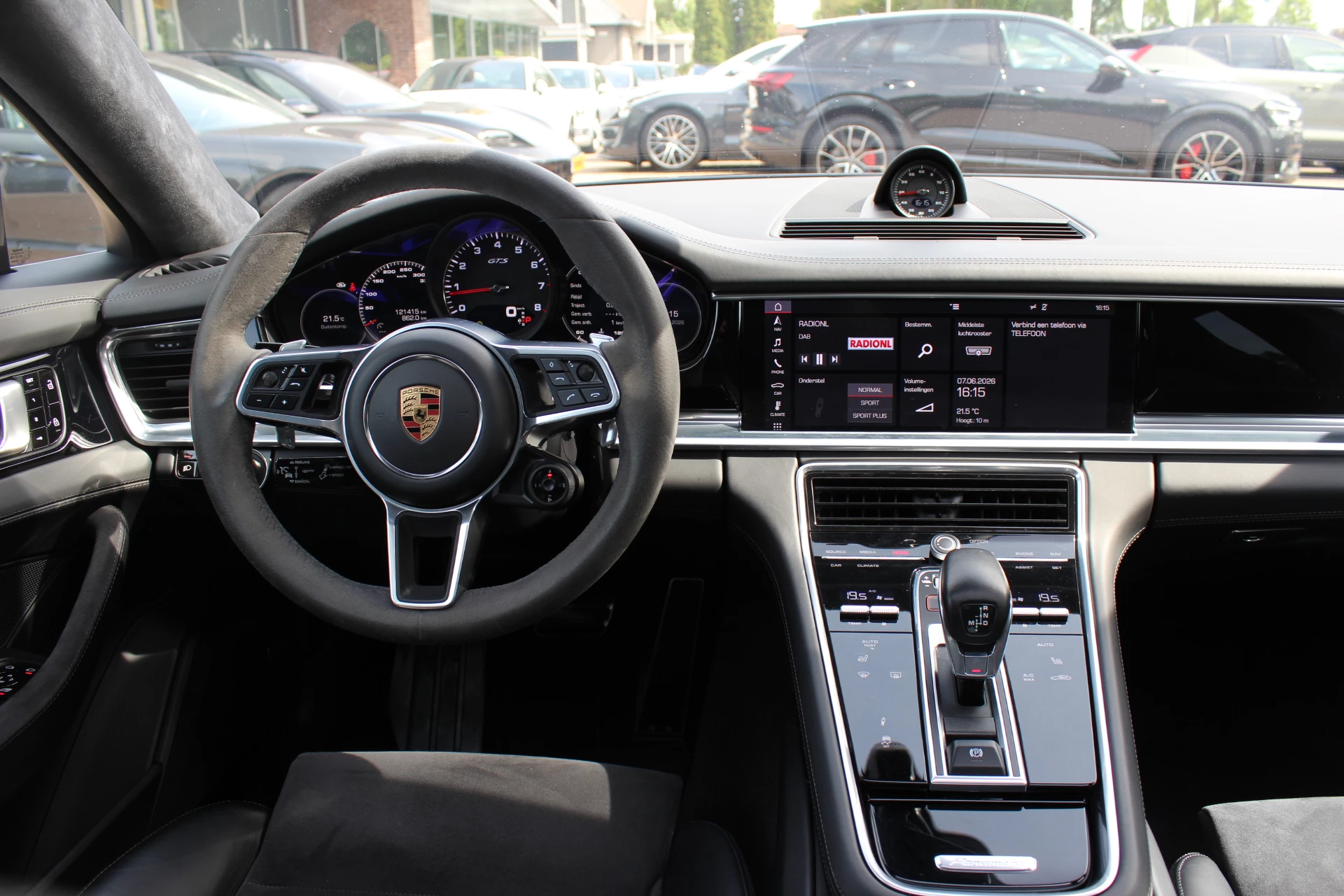 Hoofdafbeelding Porsche Panamera
