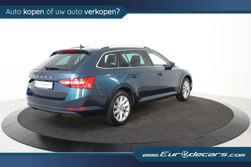 Hoofdafbeelding Škoda Superb