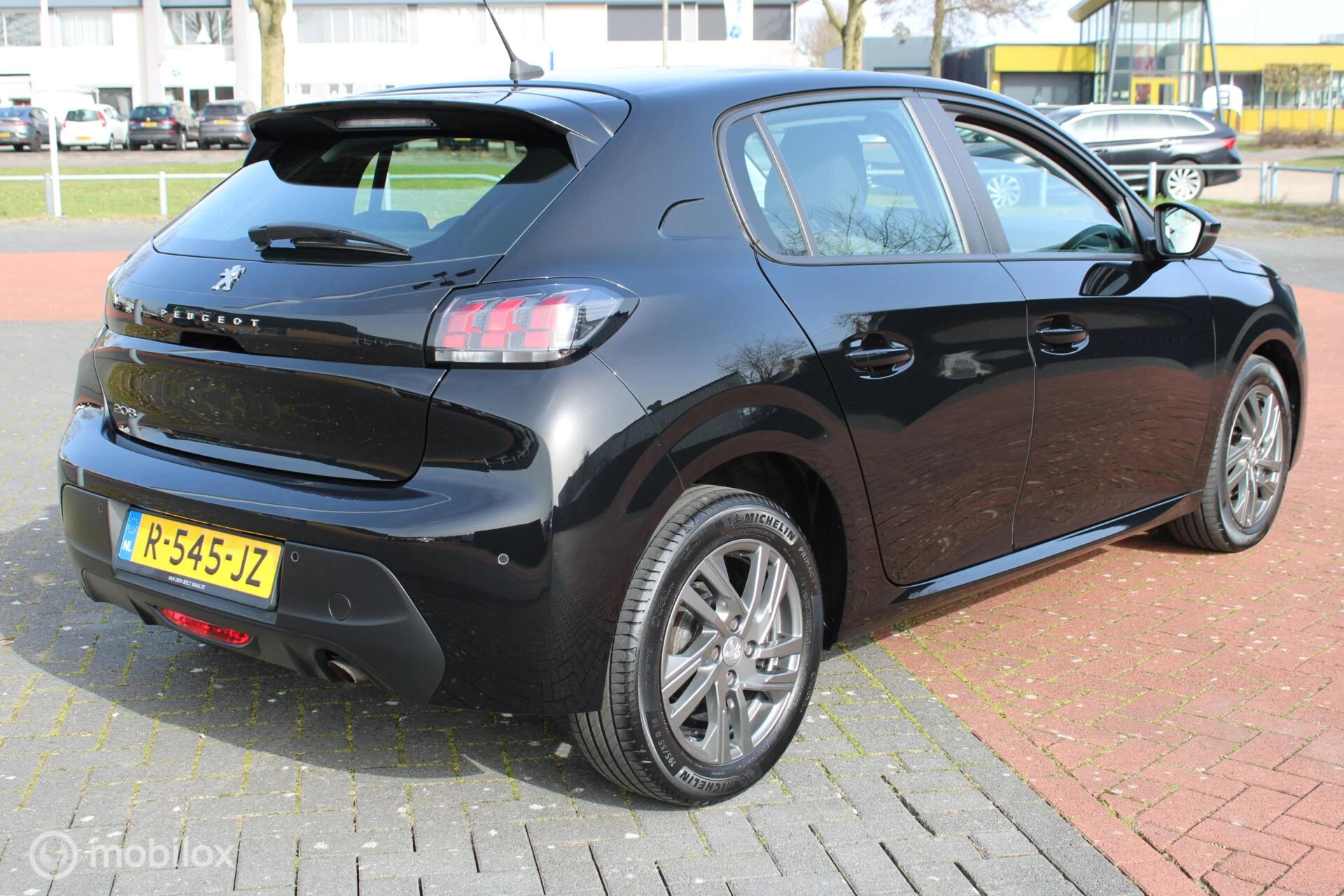Hoofdafbeelding Peugeot 208