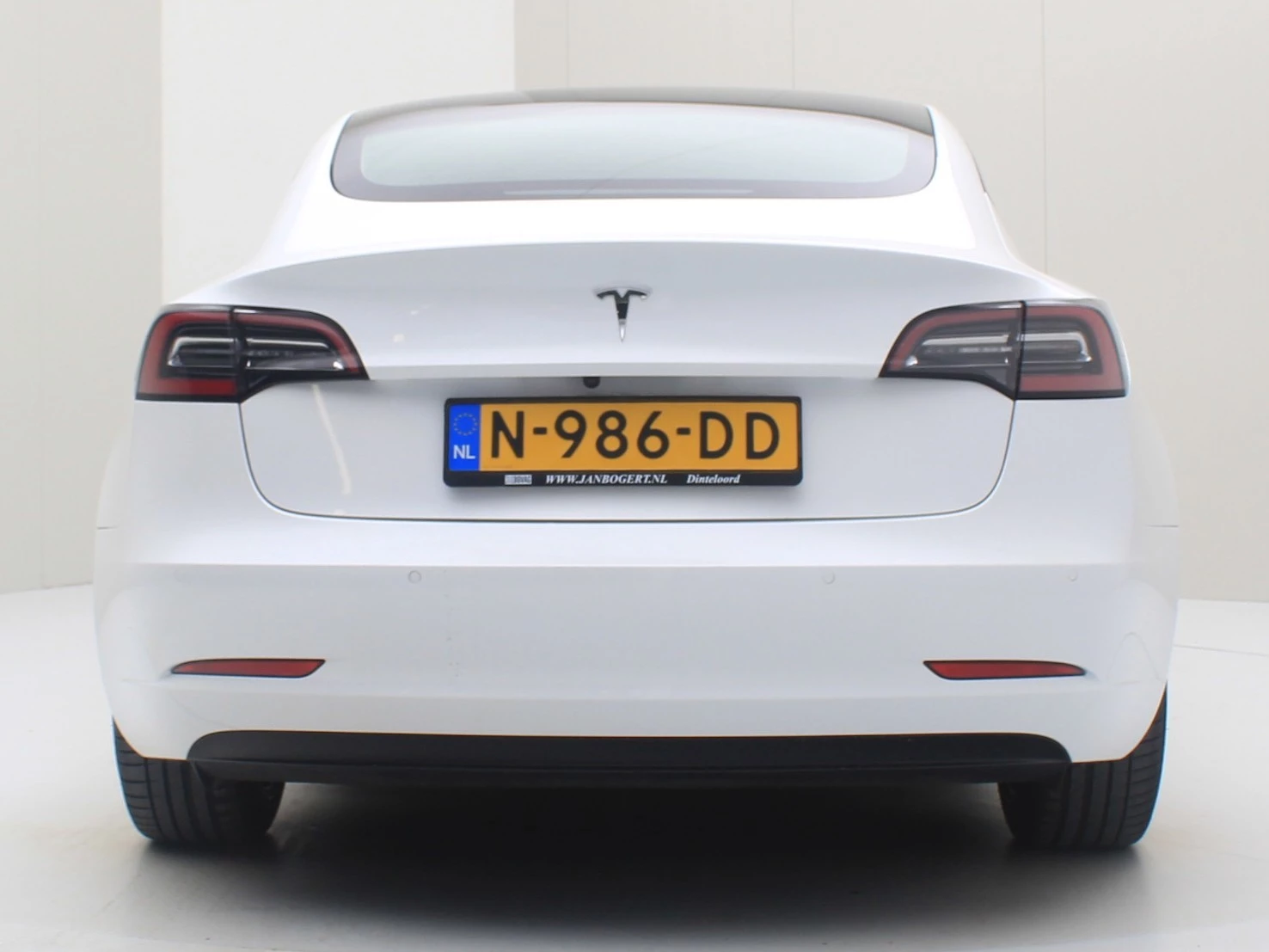 Hoofdafbeelding Tesla Model 3