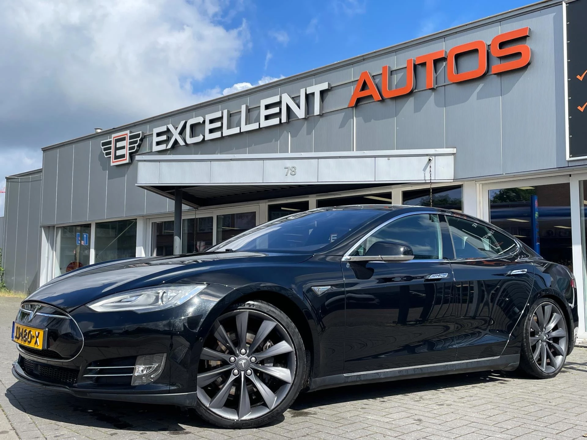 Hoofdafbeelding Tesla Model S