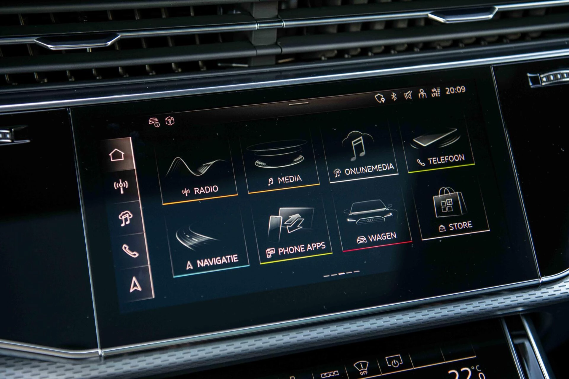 Hoofdafbeelding Audi Q8
