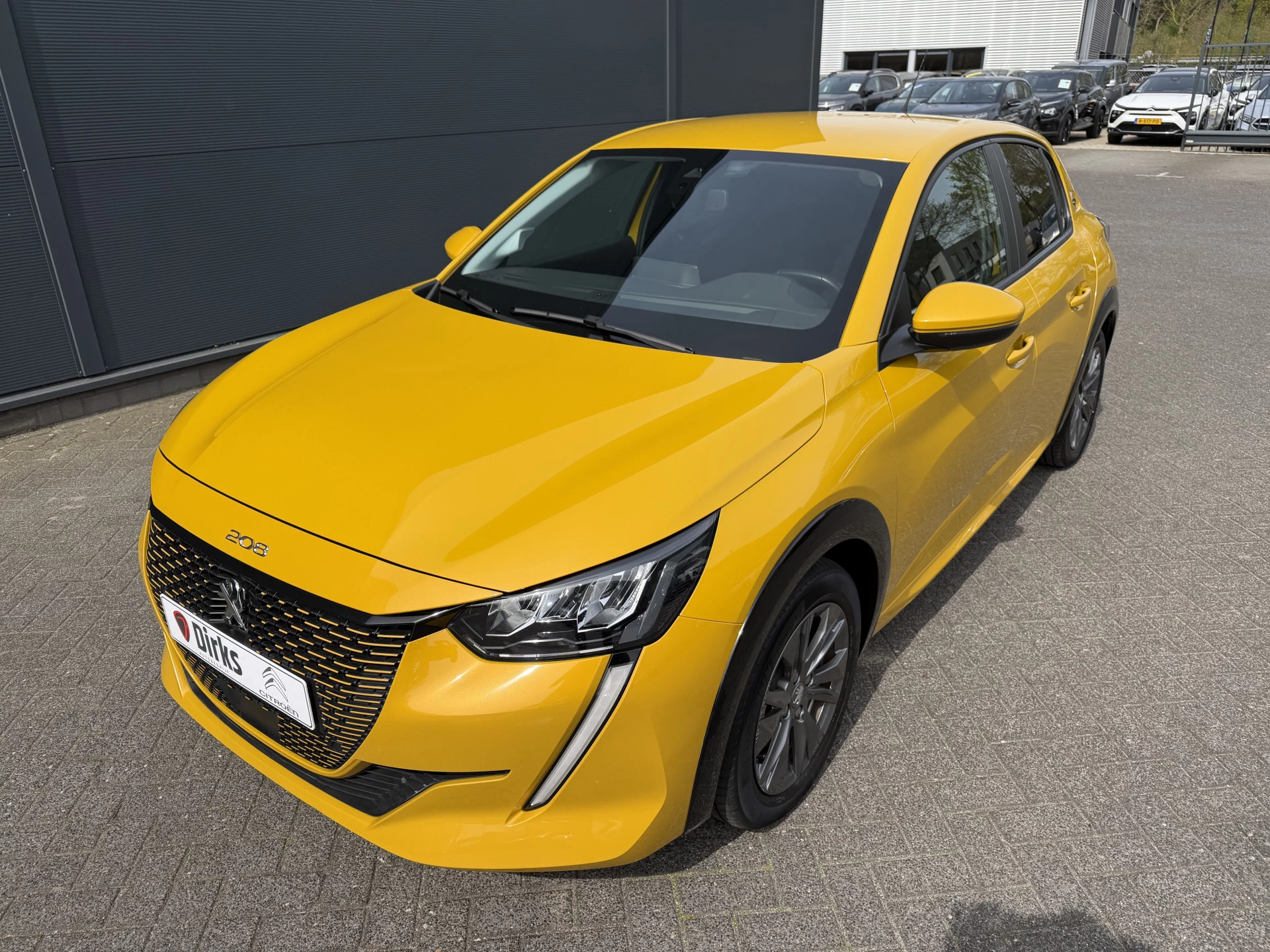 Hoofdafbeelding Peugeot e-208