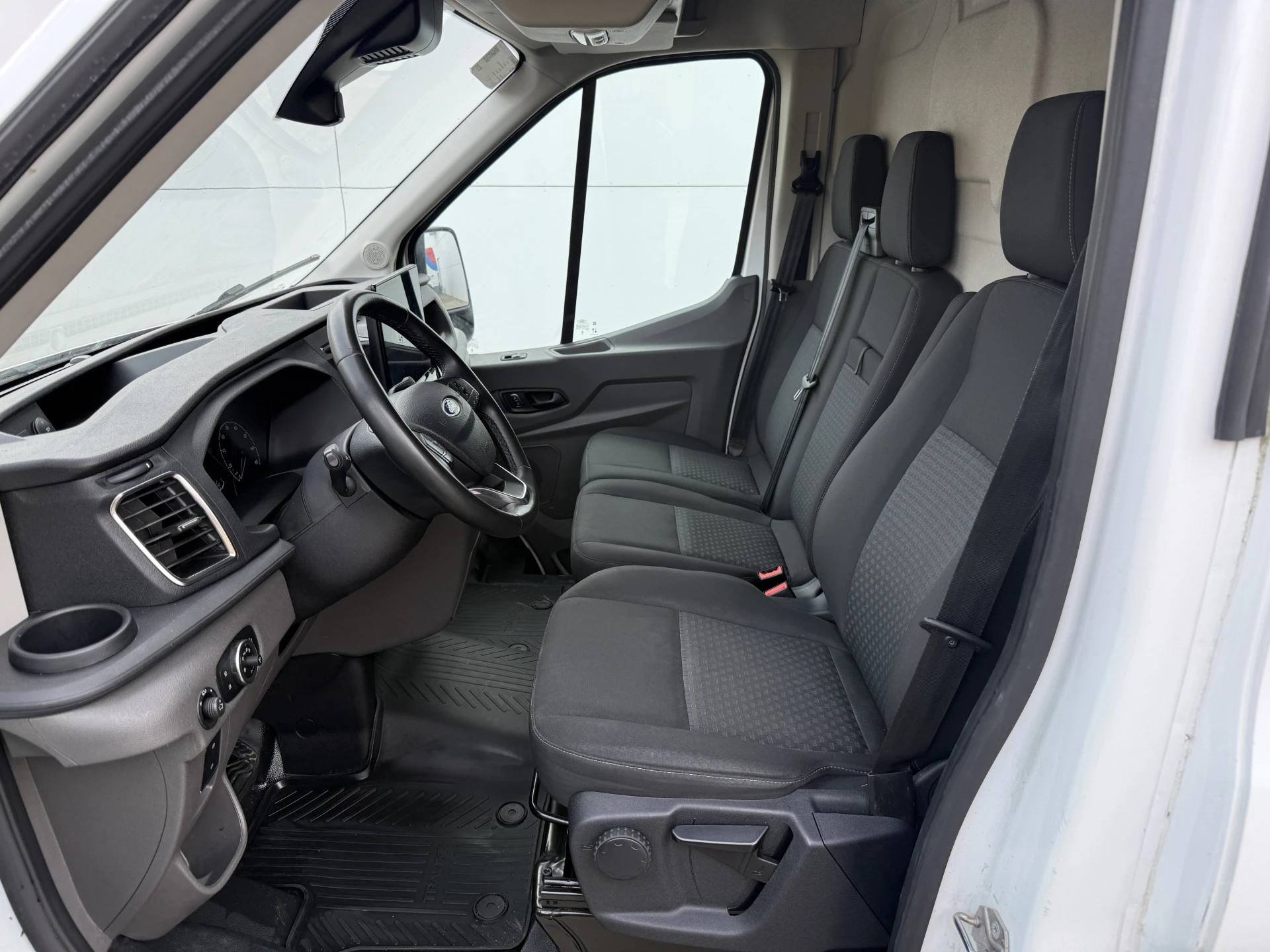 Hoofdafbeelding Ford E-Transit