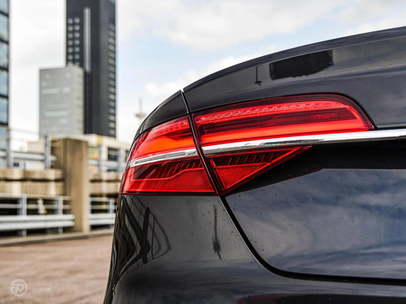 Hoofdafbeelding Audi A8