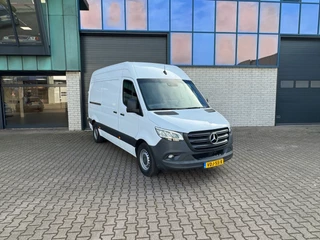 Mercedes-Benz Sprinter 316 CDI L2H2 LED Climatecontrol MBUX 10 3.5T Haak Opstap Camera Cruisecontrol